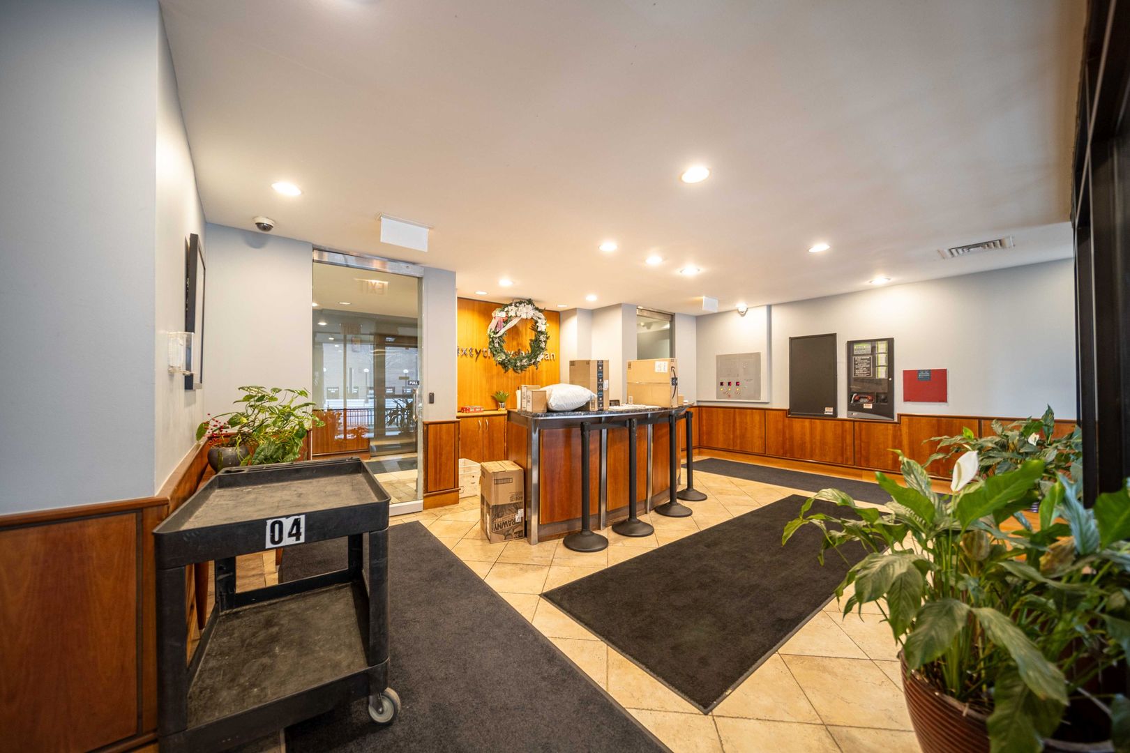 6030 N Sheridan Road Unit: 2011