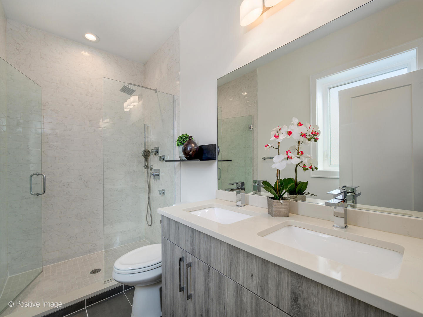 1907 S Allport Street Unit: 2