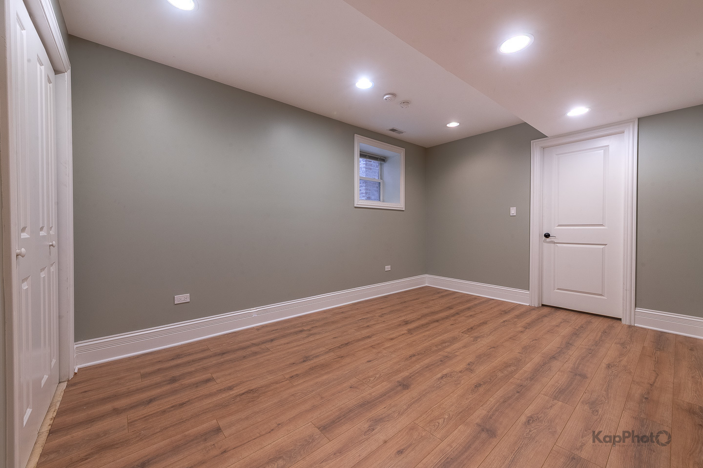 3639 N Troy Street Unit: 2