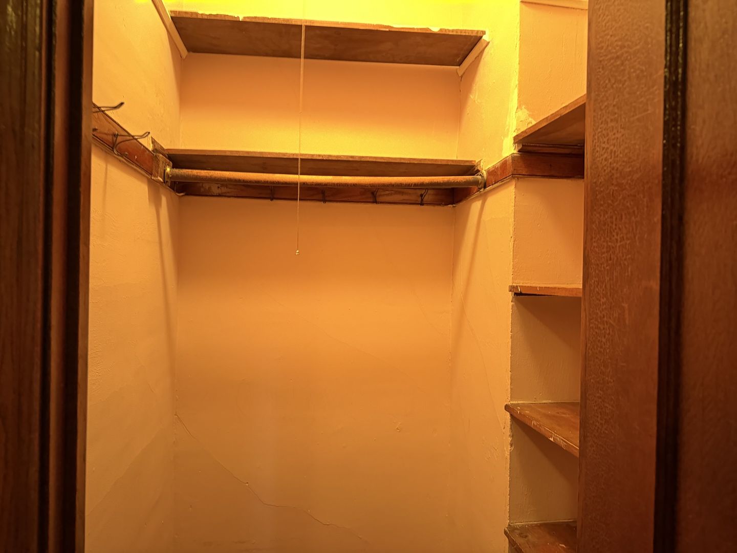 7120 S Eberhart Avenue