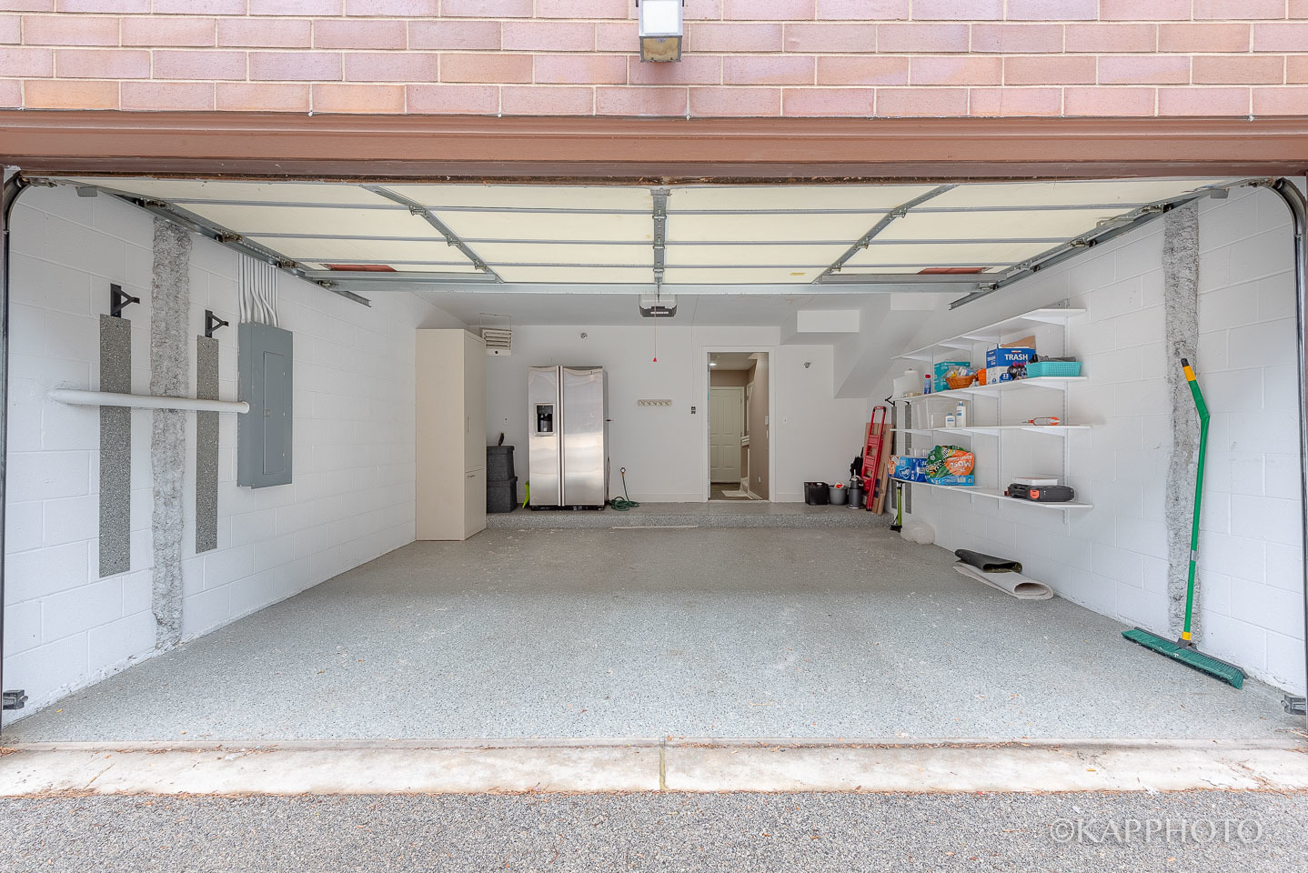 1117 W Monroe Street Unit: 15