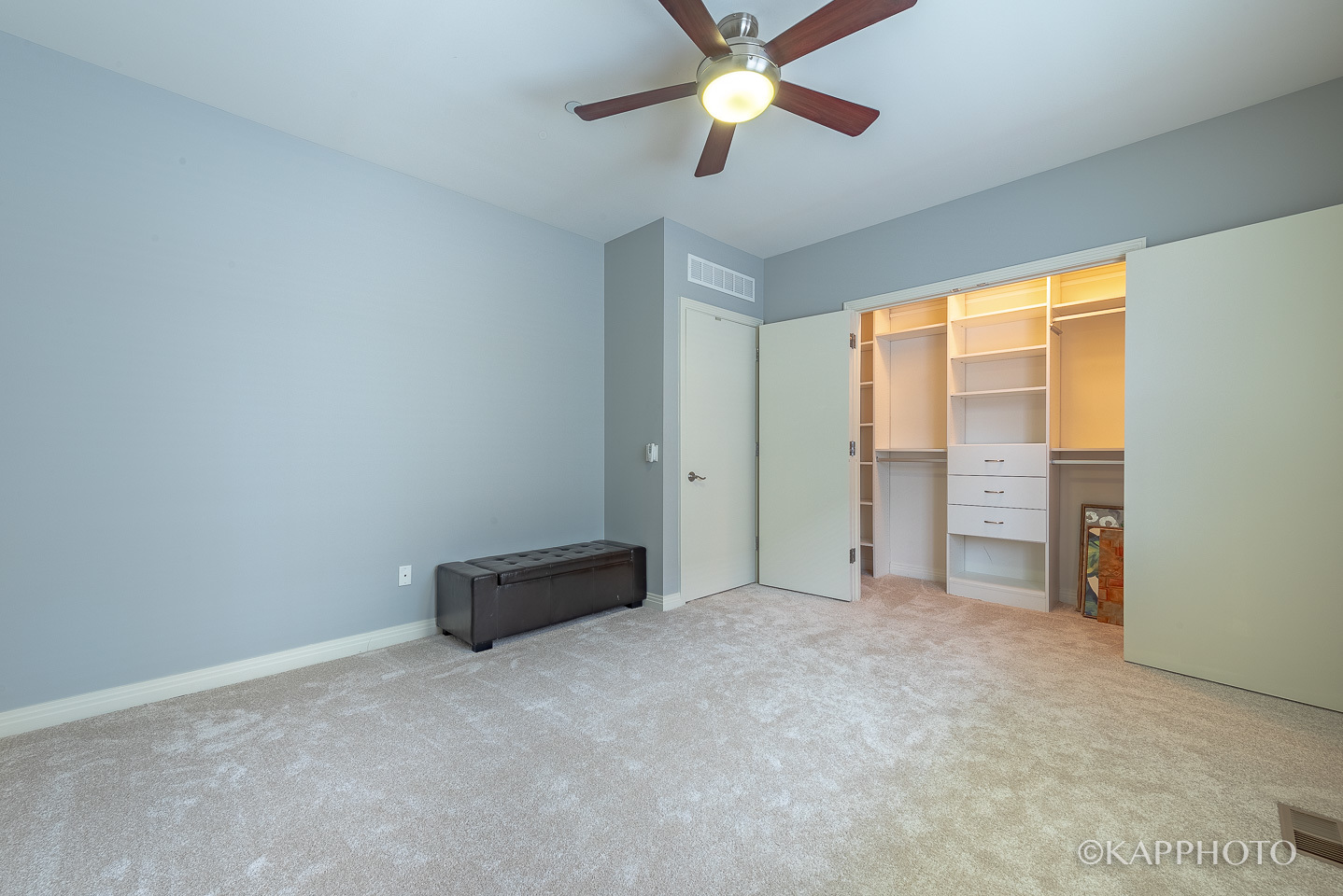 1117 W Monroe Street Unit: 15