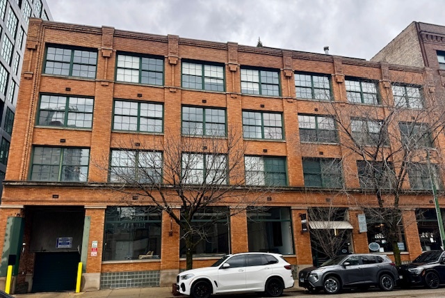 110 N Peoria Street Unit: 306