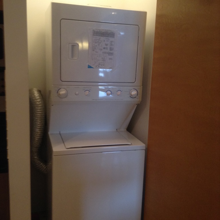 2224 W Madison Street Unit: 201