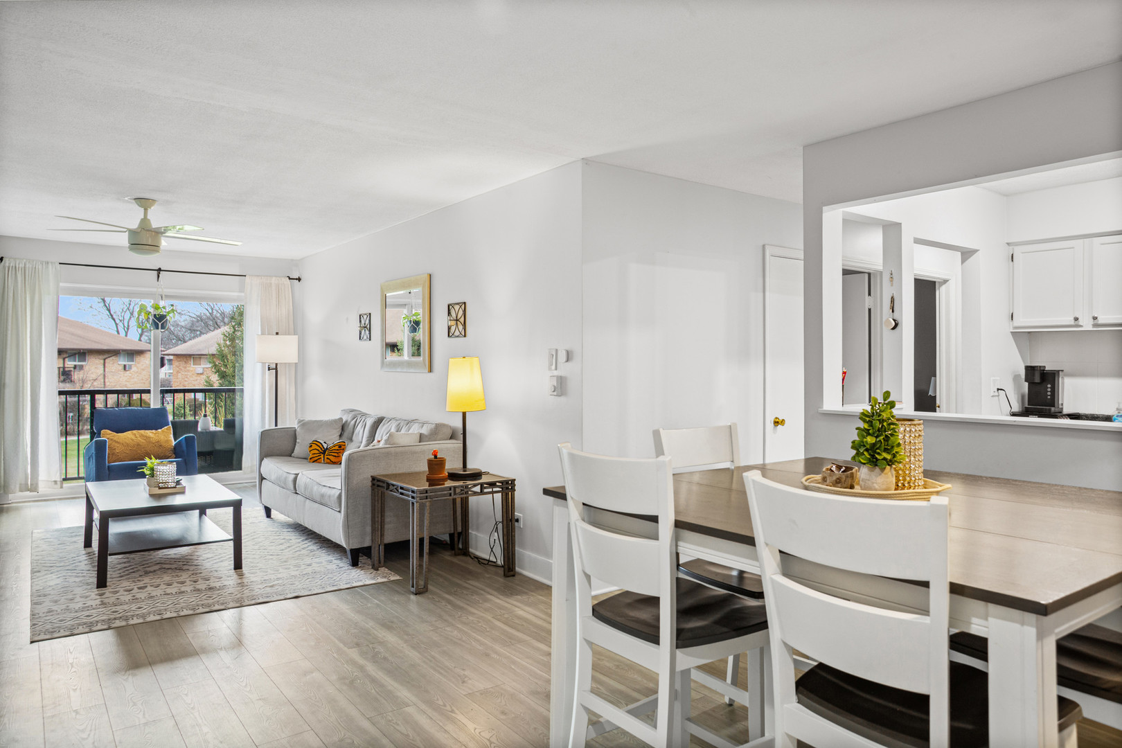 836 E Old Willow Road Unit: 209
