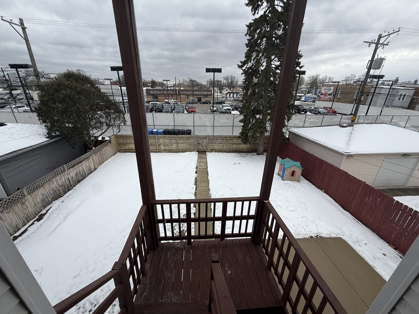 5217 W Cuyler Avenue Unit: 2E