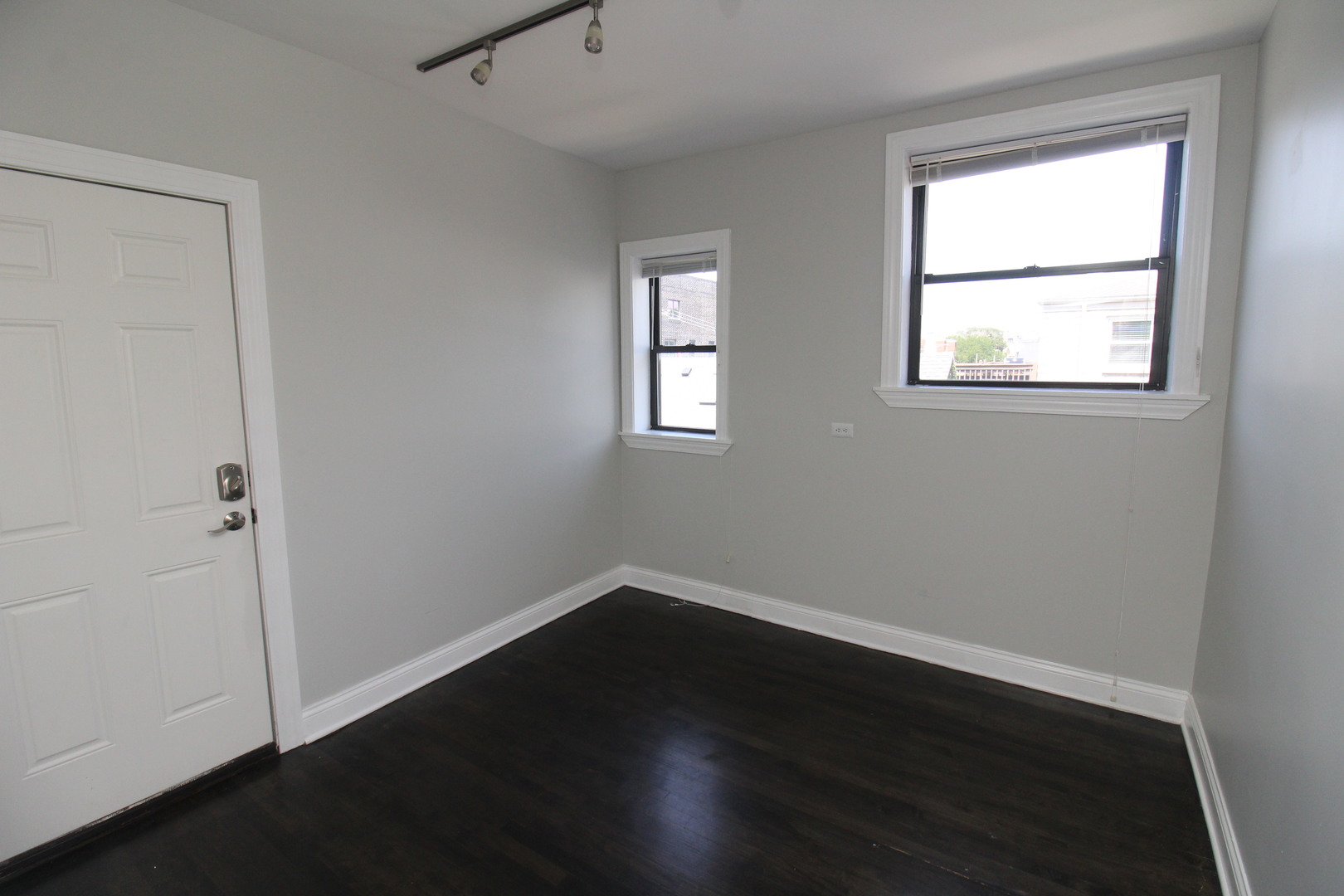 1542 W Waveland Avenue Unit: 3