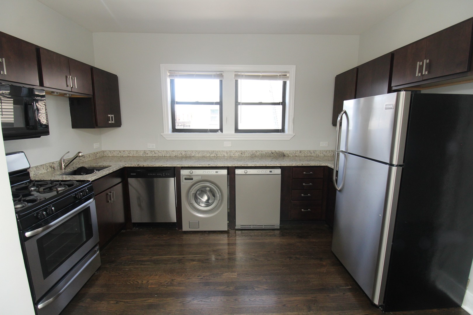 1542 W Waveland Avenue Unit: 3