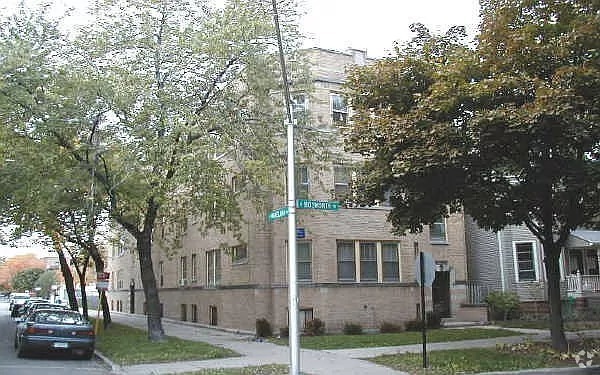 1542 W Waveland Avenue Unit: 3