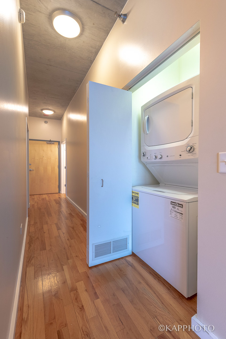 1620 S Michigan Avenue Unit: 721