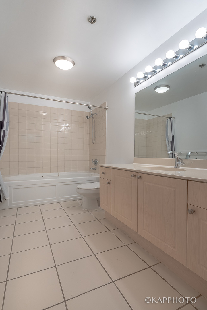 1620 S Michigan Avenue Unit: 721
