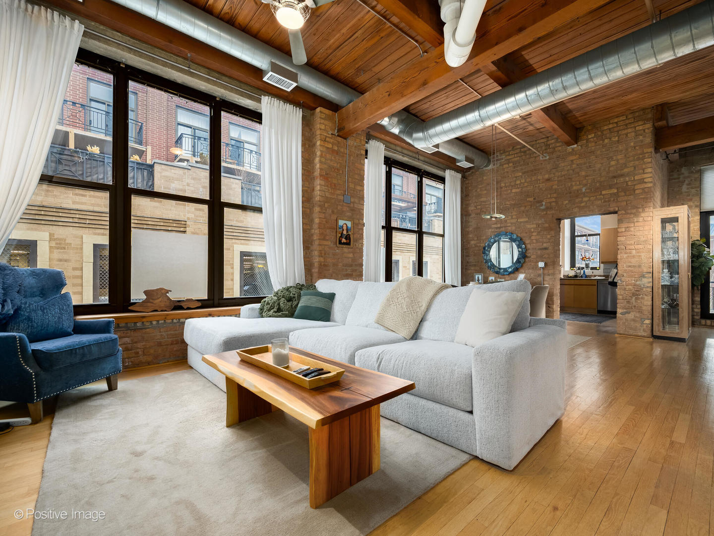 1330 W Monroe Street Unit: 410