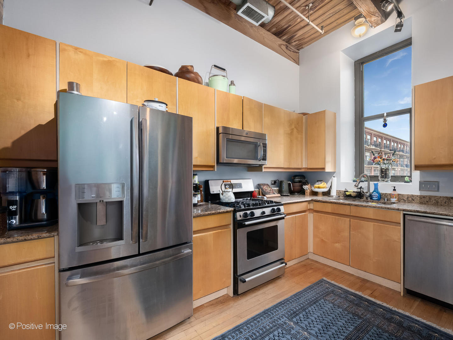 1330 W Monroe Street Unit: 410