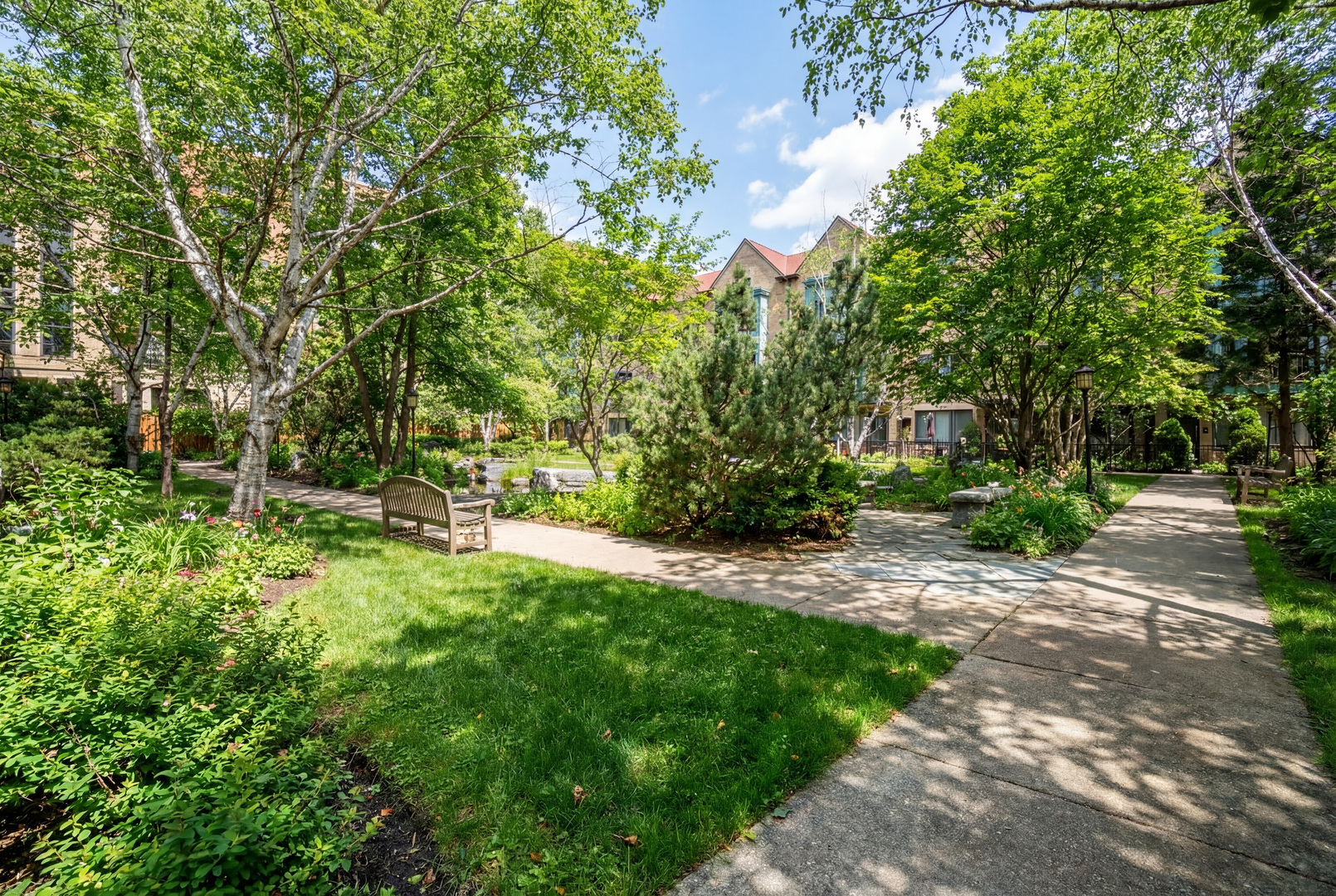 1330 W Monroe Street Unit: 410