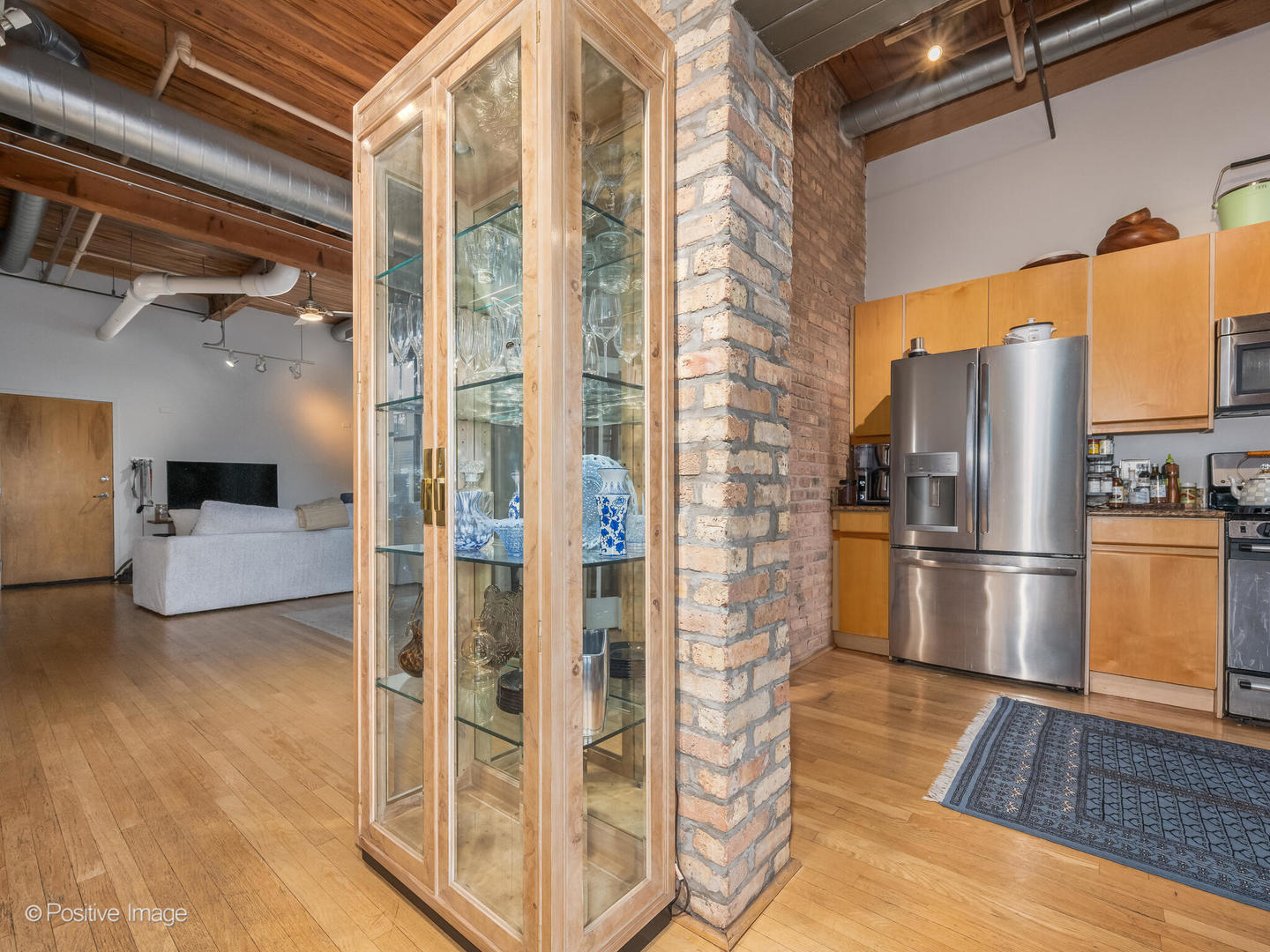 1330 W Monroe Street Unit: 410