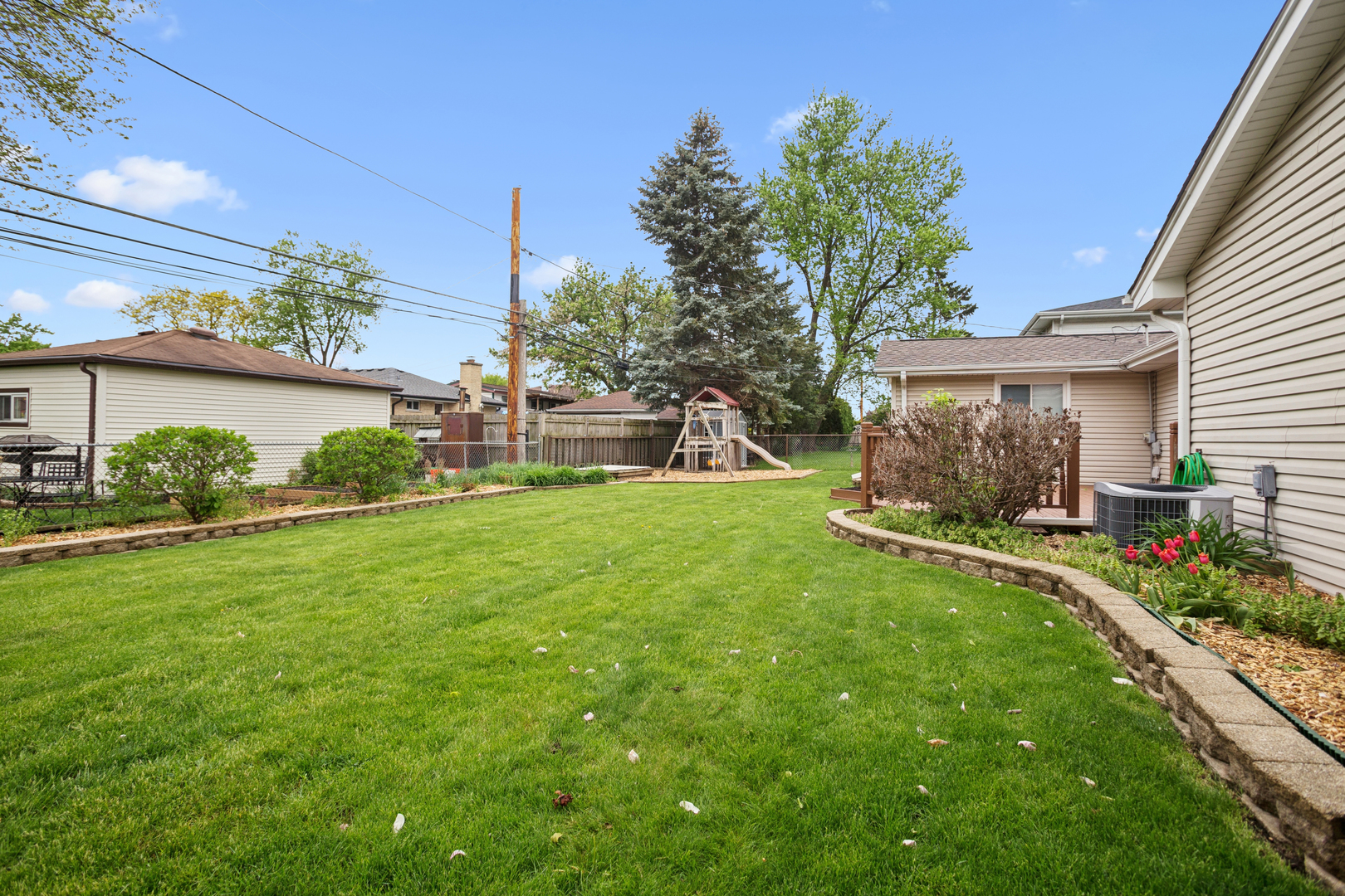495 Kinkaid Court