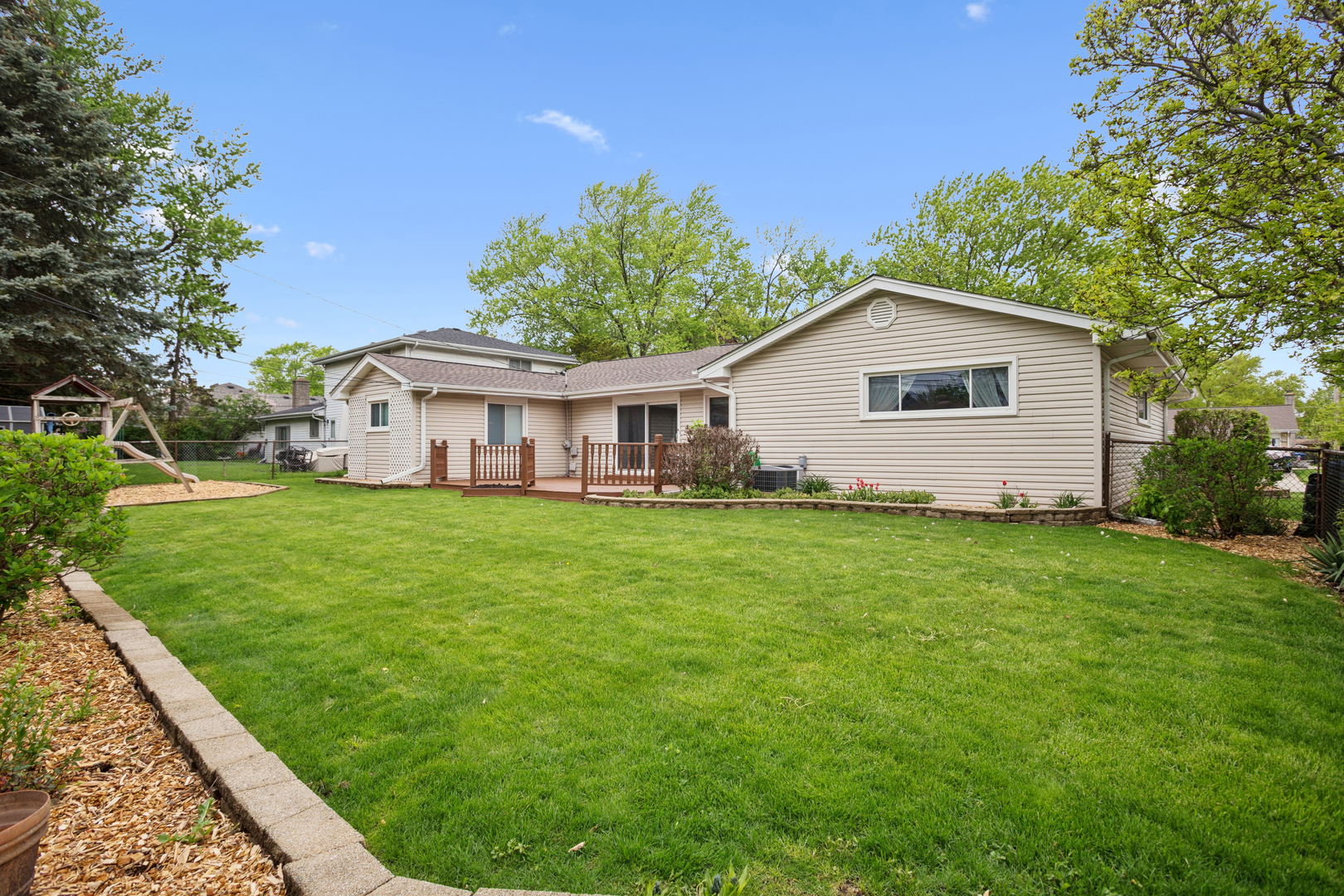 495 Kinkaid Court