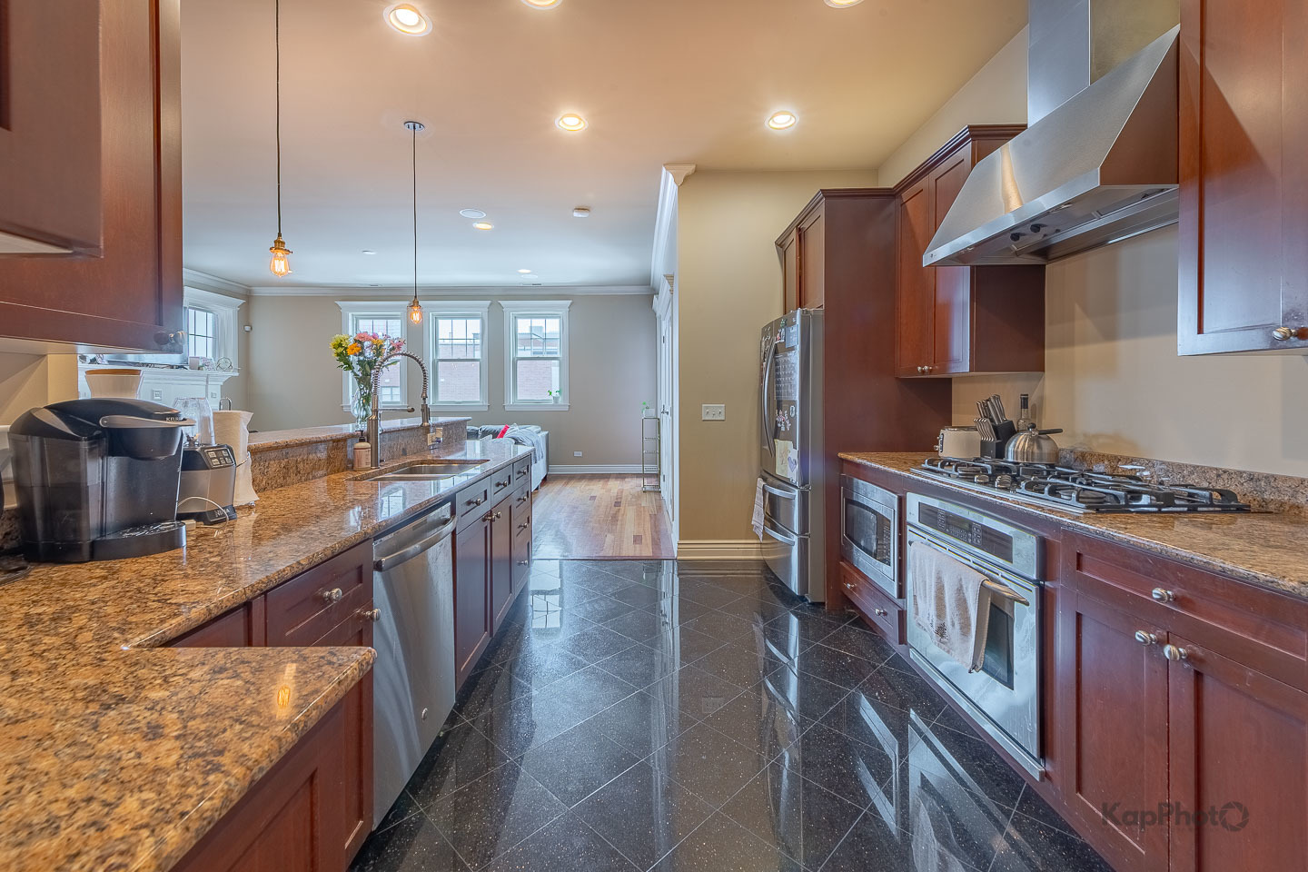 1148 W Monroe Street Unit: 5NW