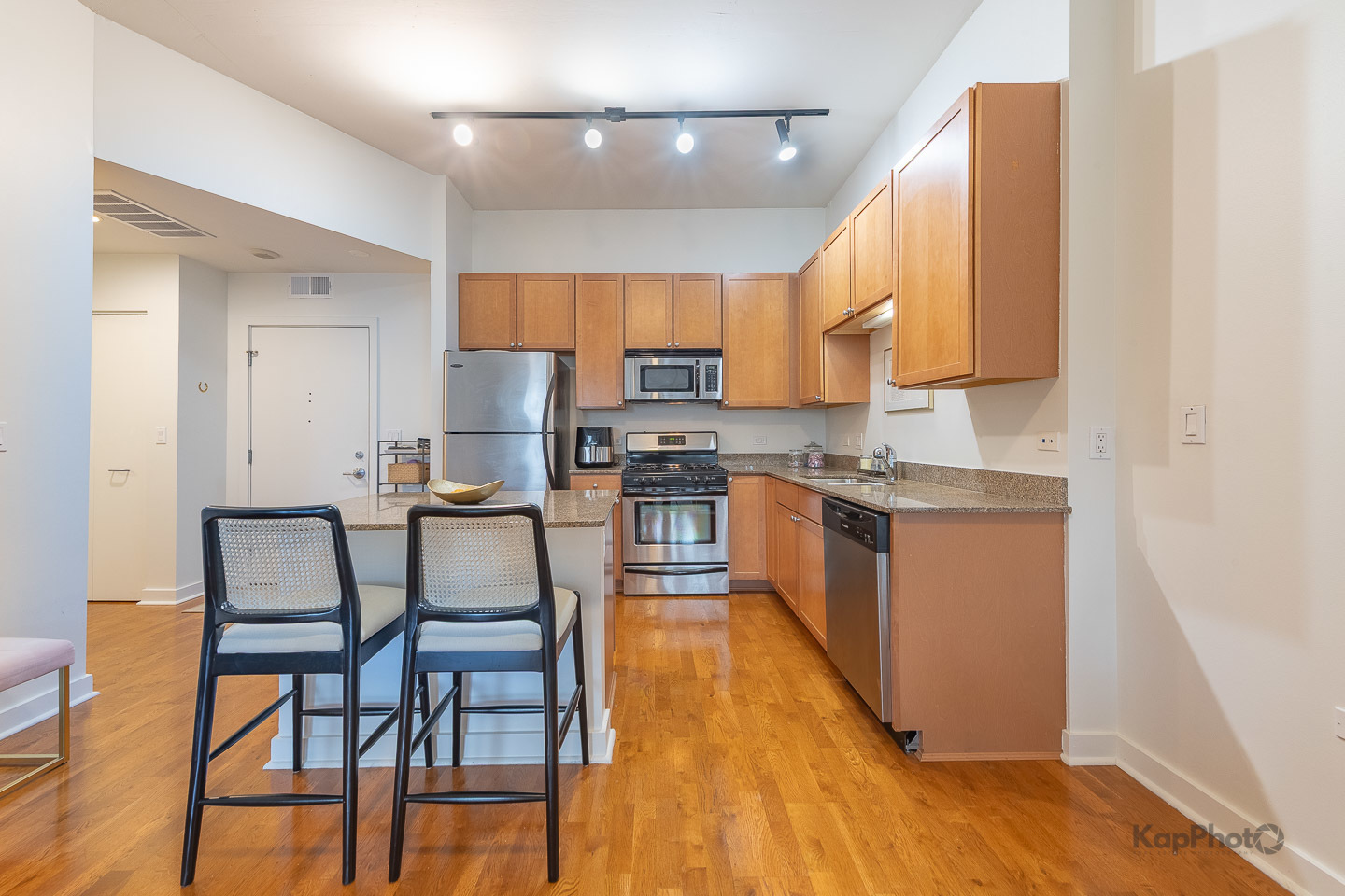 901 W Madison Street Unit: 403