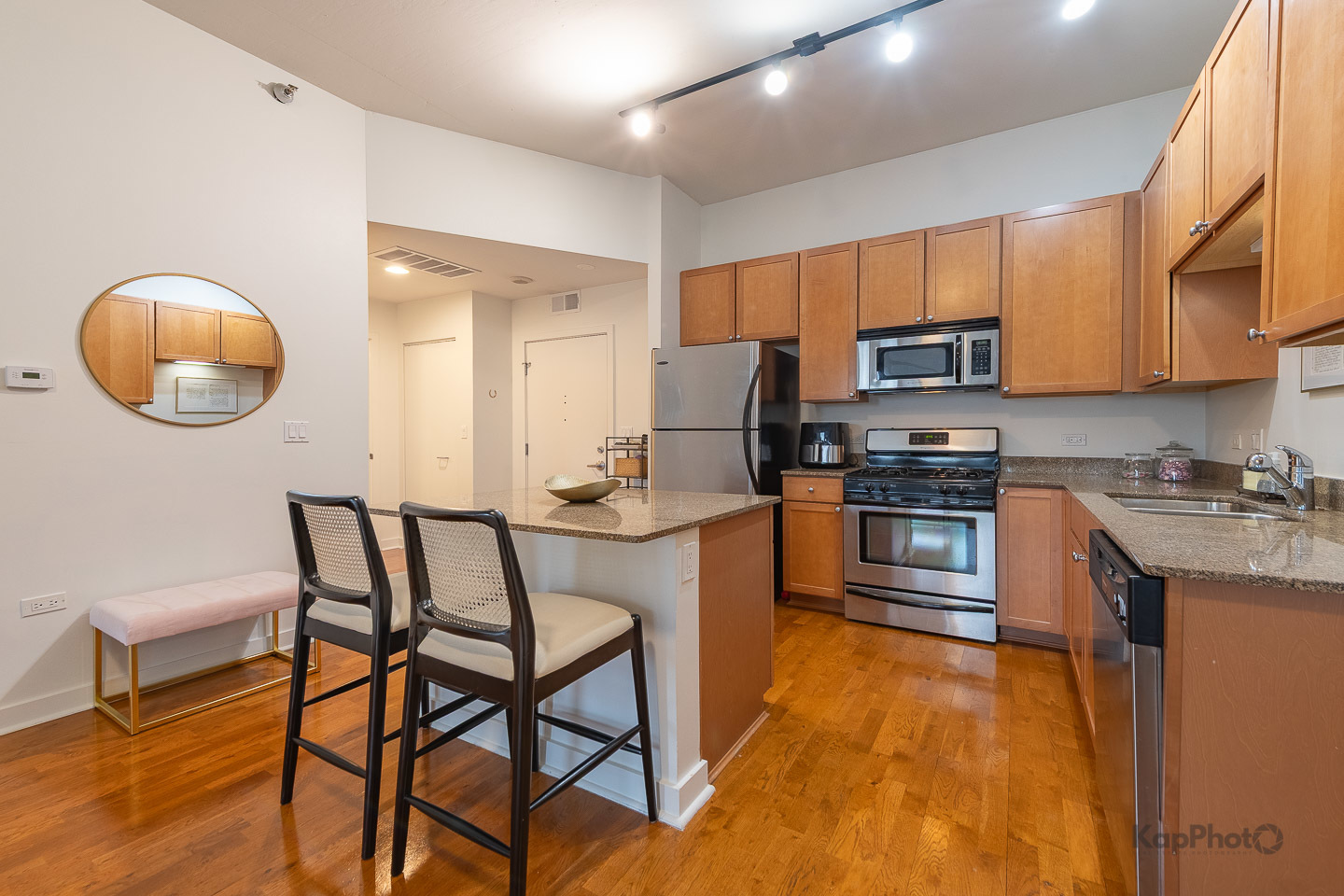 901 W Madison Street Unit: 403