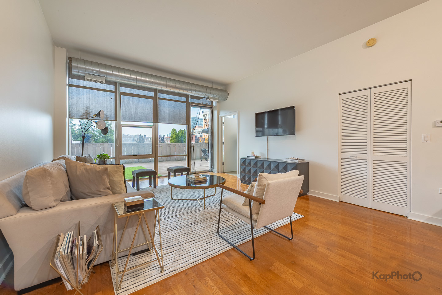 901 W Madison Street Unit: 403
