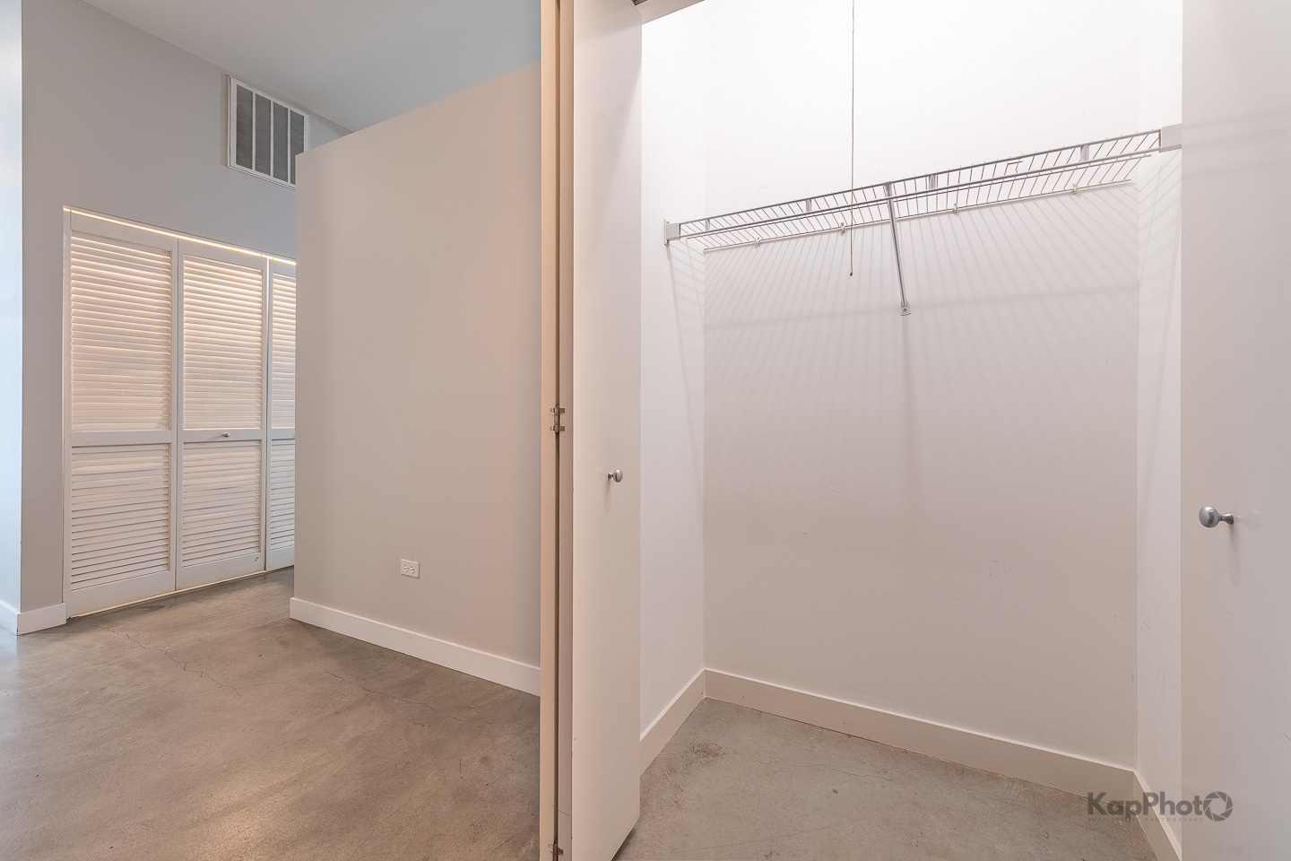 939 W Madison Street Unit: 403