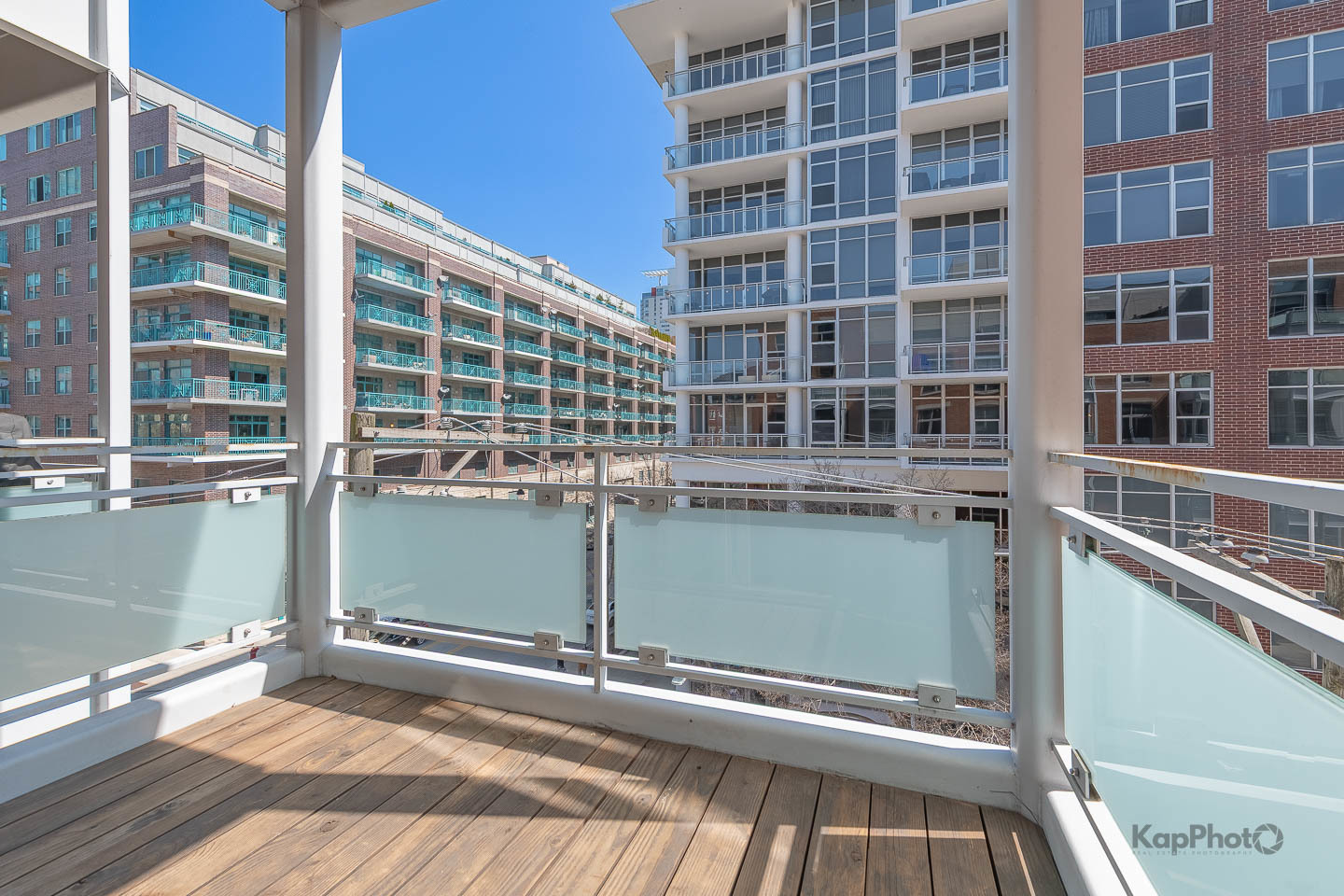 939 W Madison Street Unit: 403