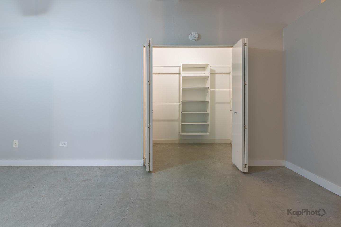 939 W Madison Street Unit: 403