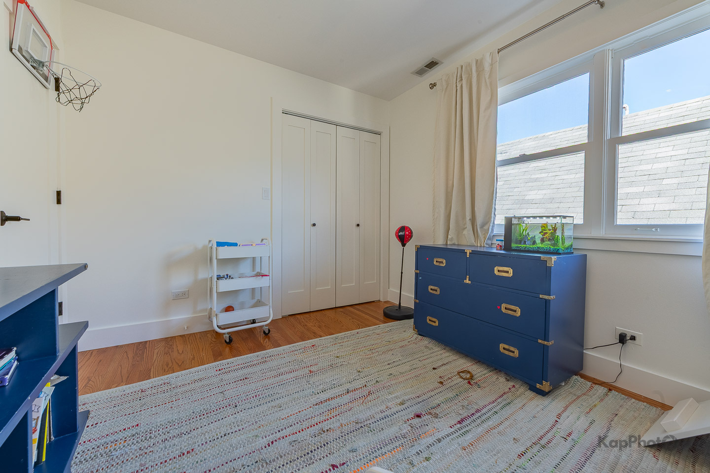 2921 N Seeley Avenue