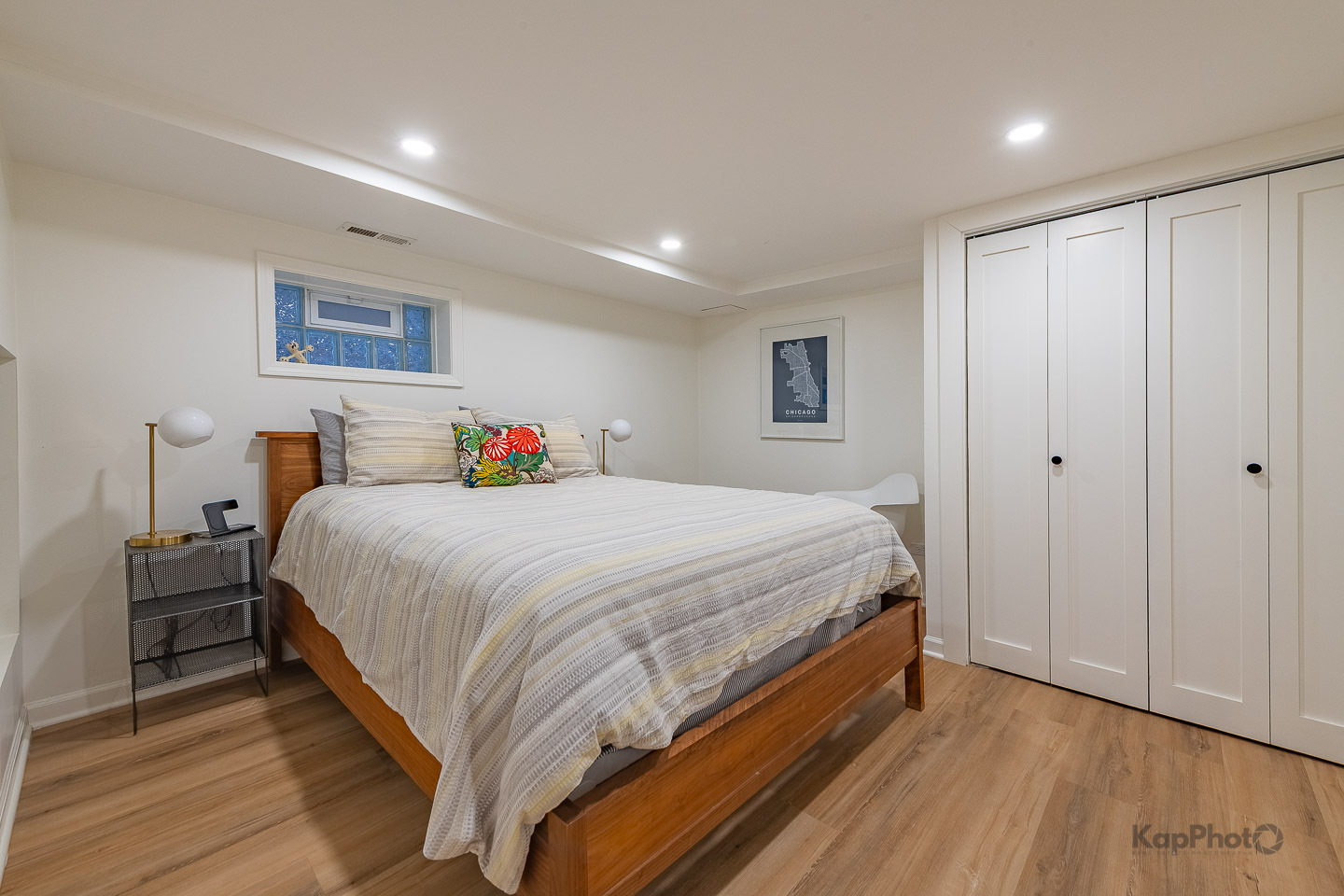 2921 N Seeley Avenue