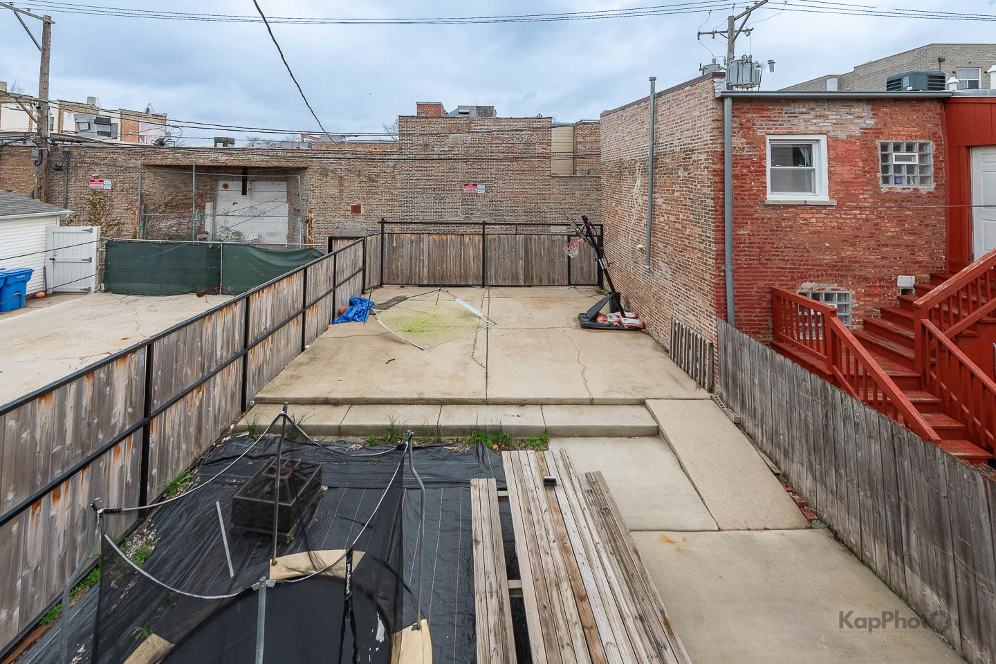 2642 W Superior Street