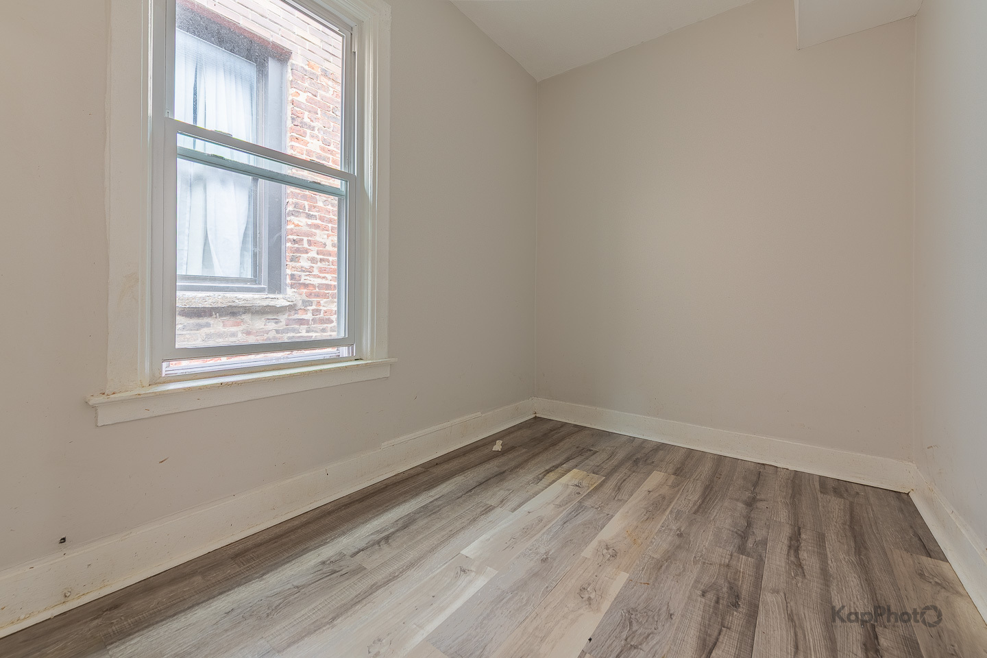 2642 W Superior Street