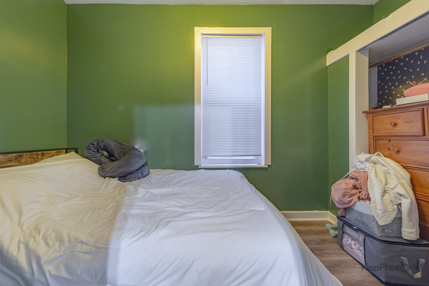 2642 W Superior Street