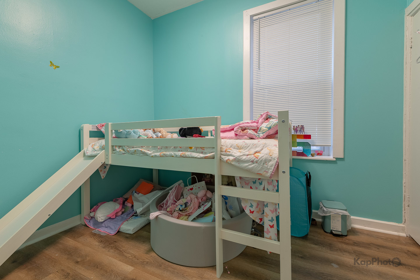 2642 W Superior Street