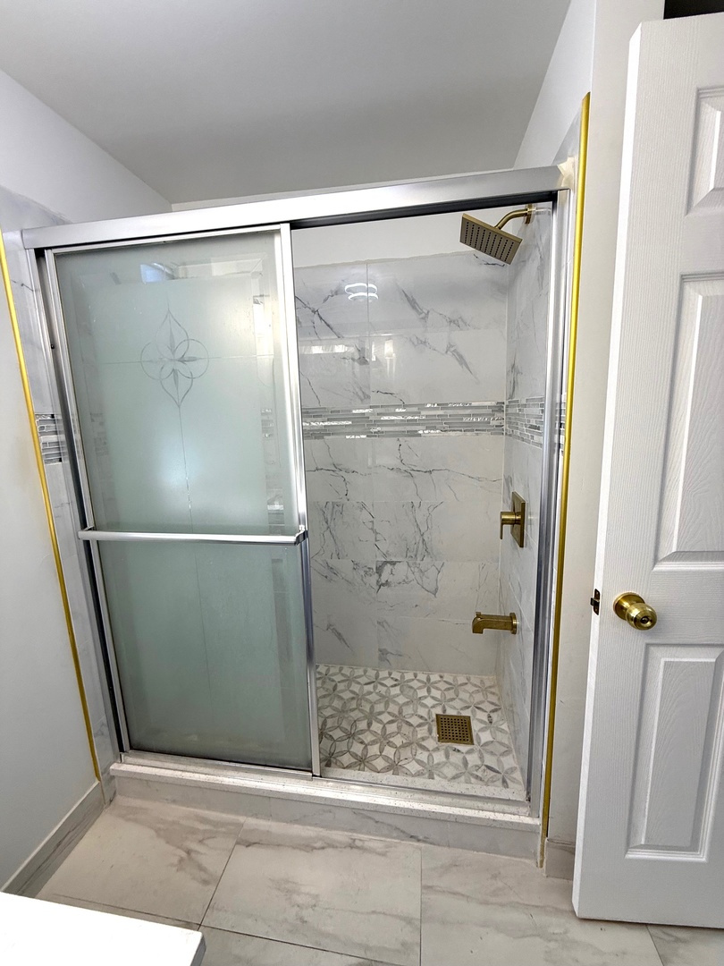 4357 S Whipple Street Unit: 2