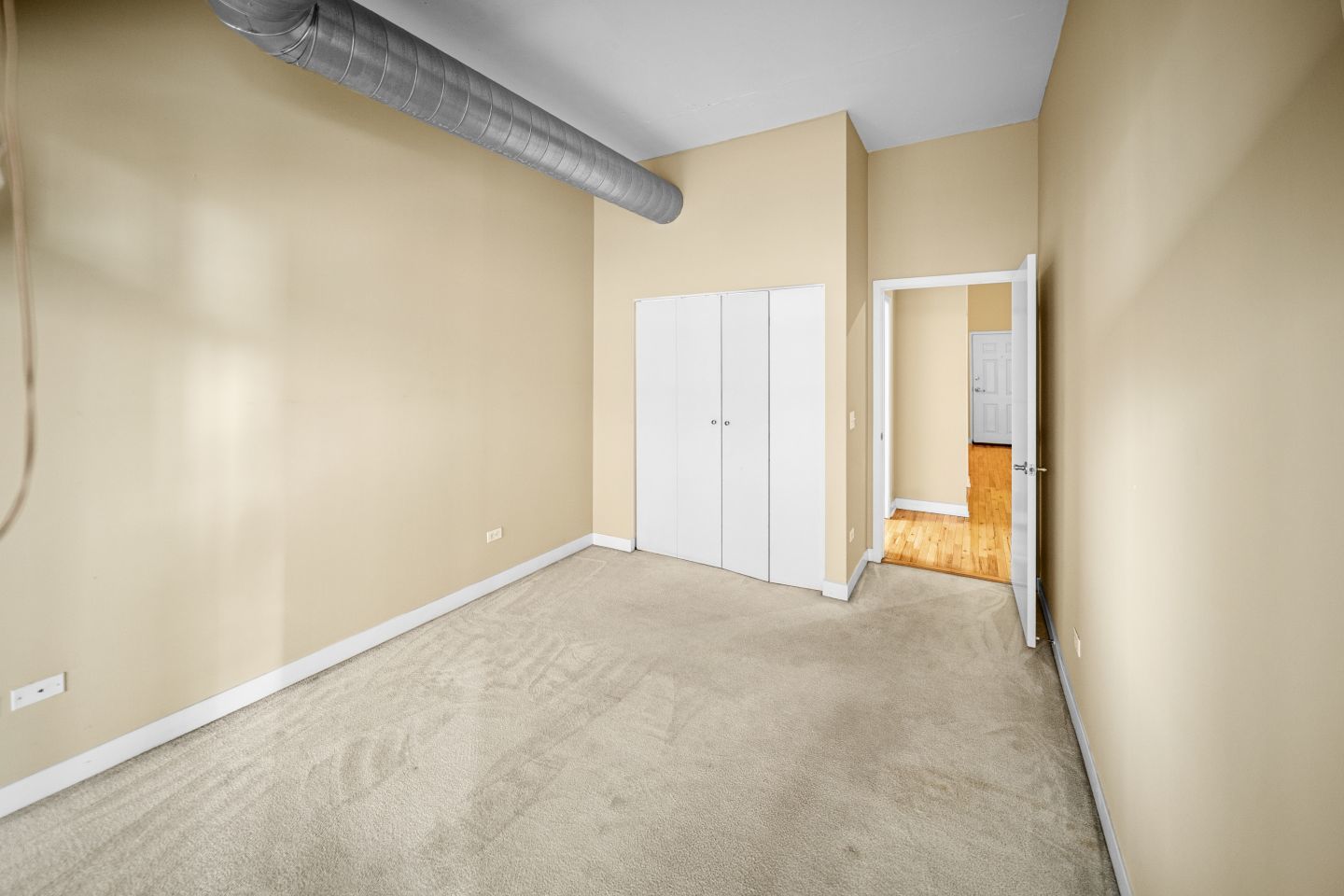 910 W Madison Street Unit: 609