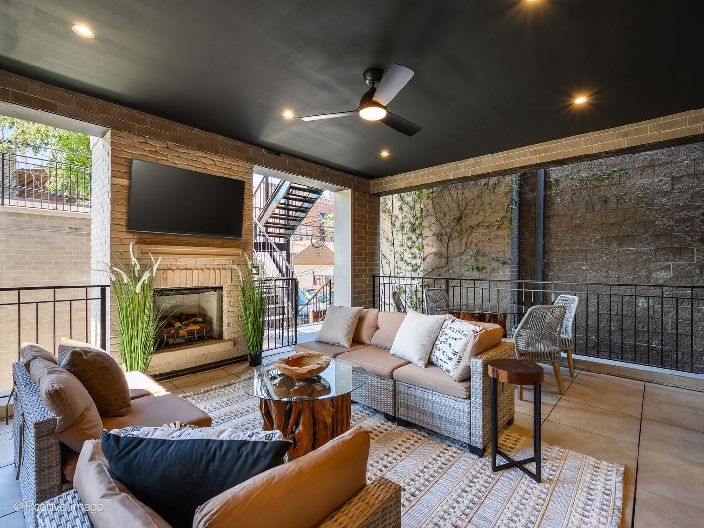 1934 N Halsted Street Unit: 1