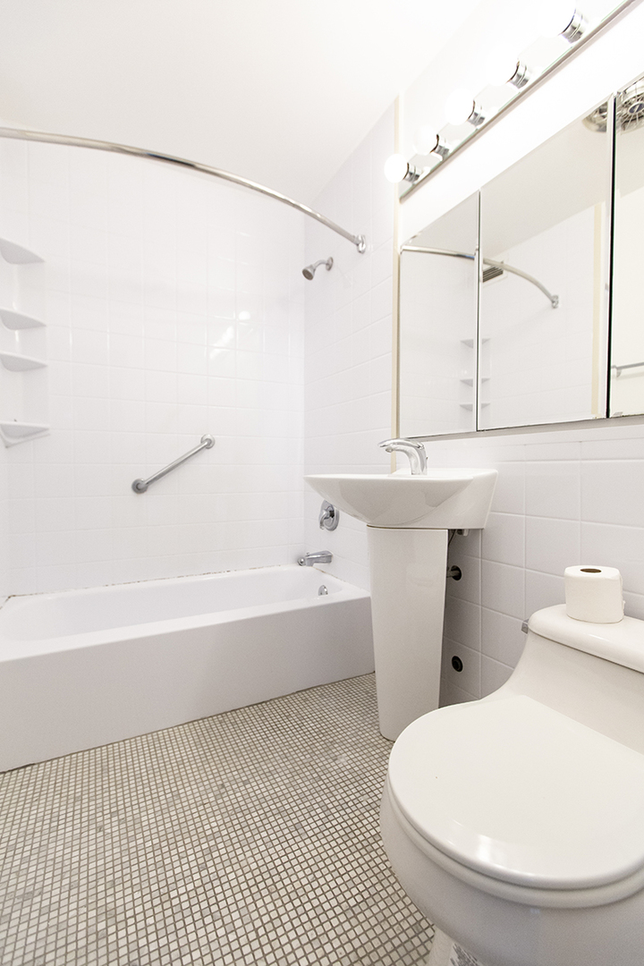 400 E Randolph Street Unit: 1221