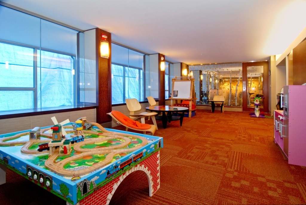 400 E Randolph Street Unit: 1221