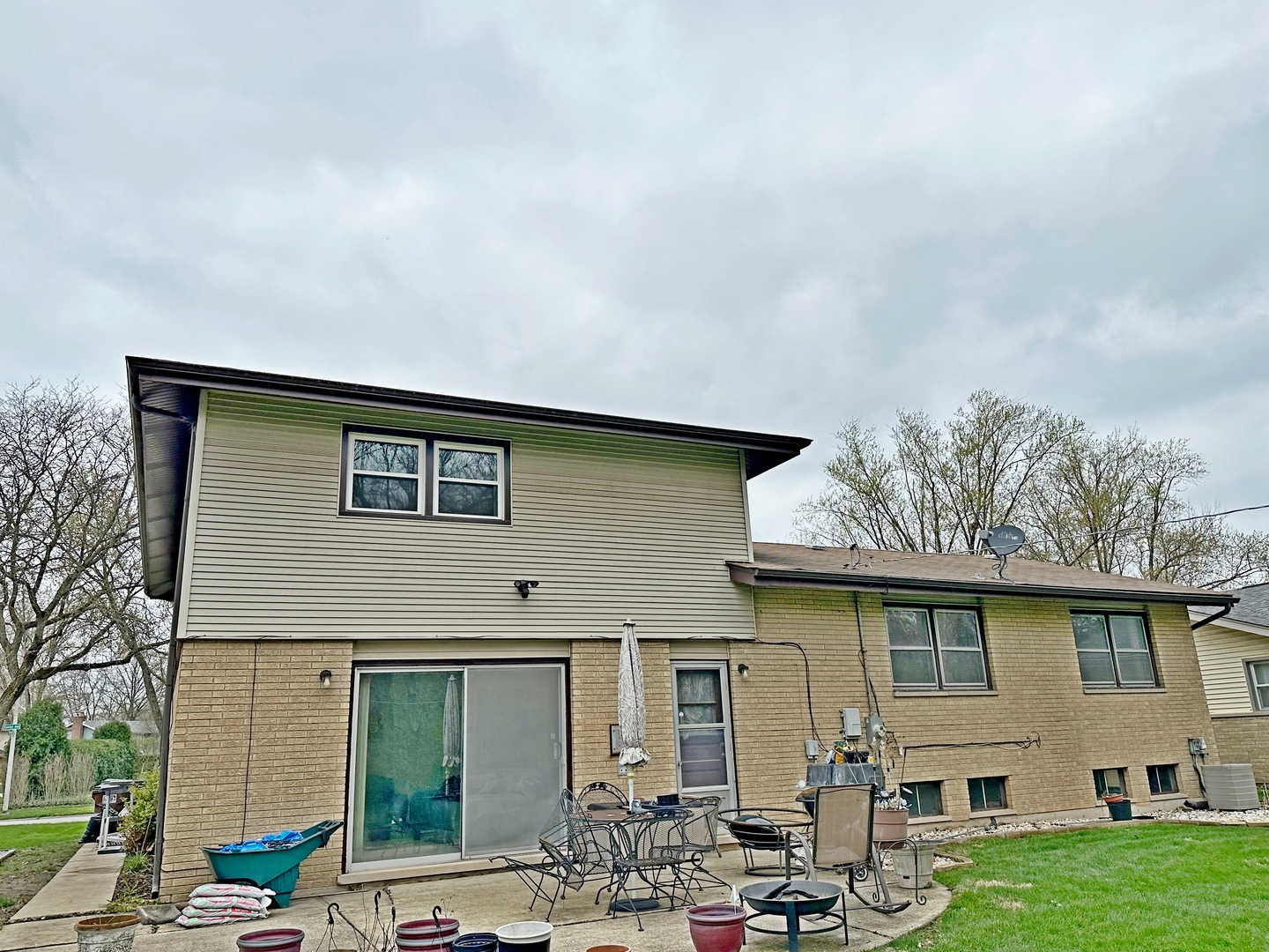 19213 Center Avenue