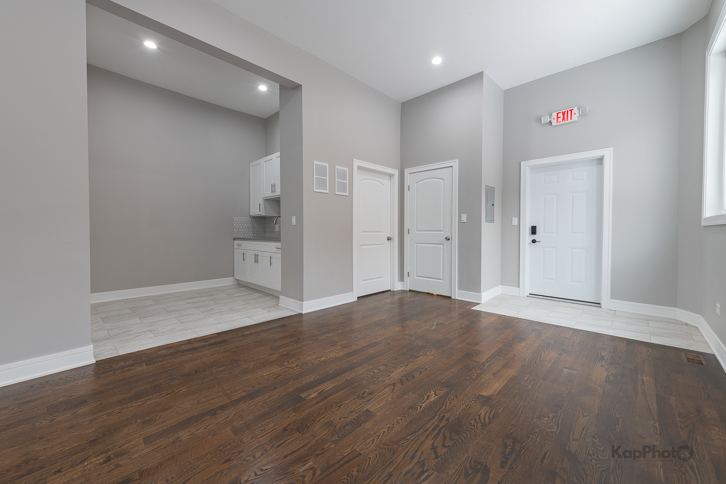 3044 W Irving Park Road