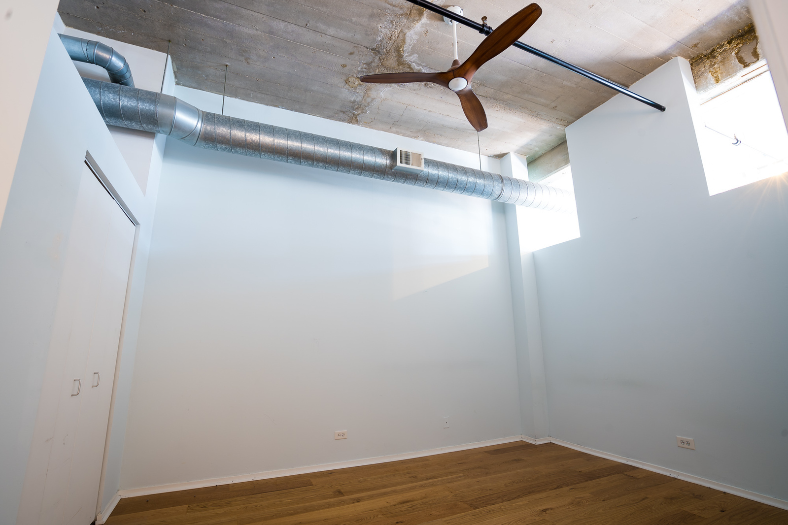 843 W Adams Street Unit: 406