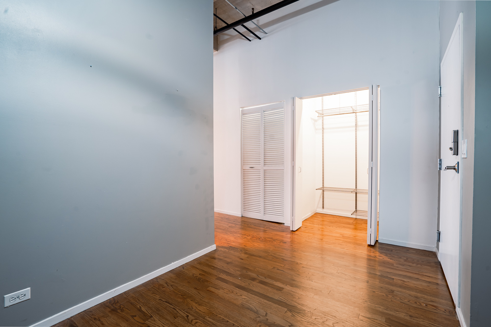 843 W Adams Street Unit: 406