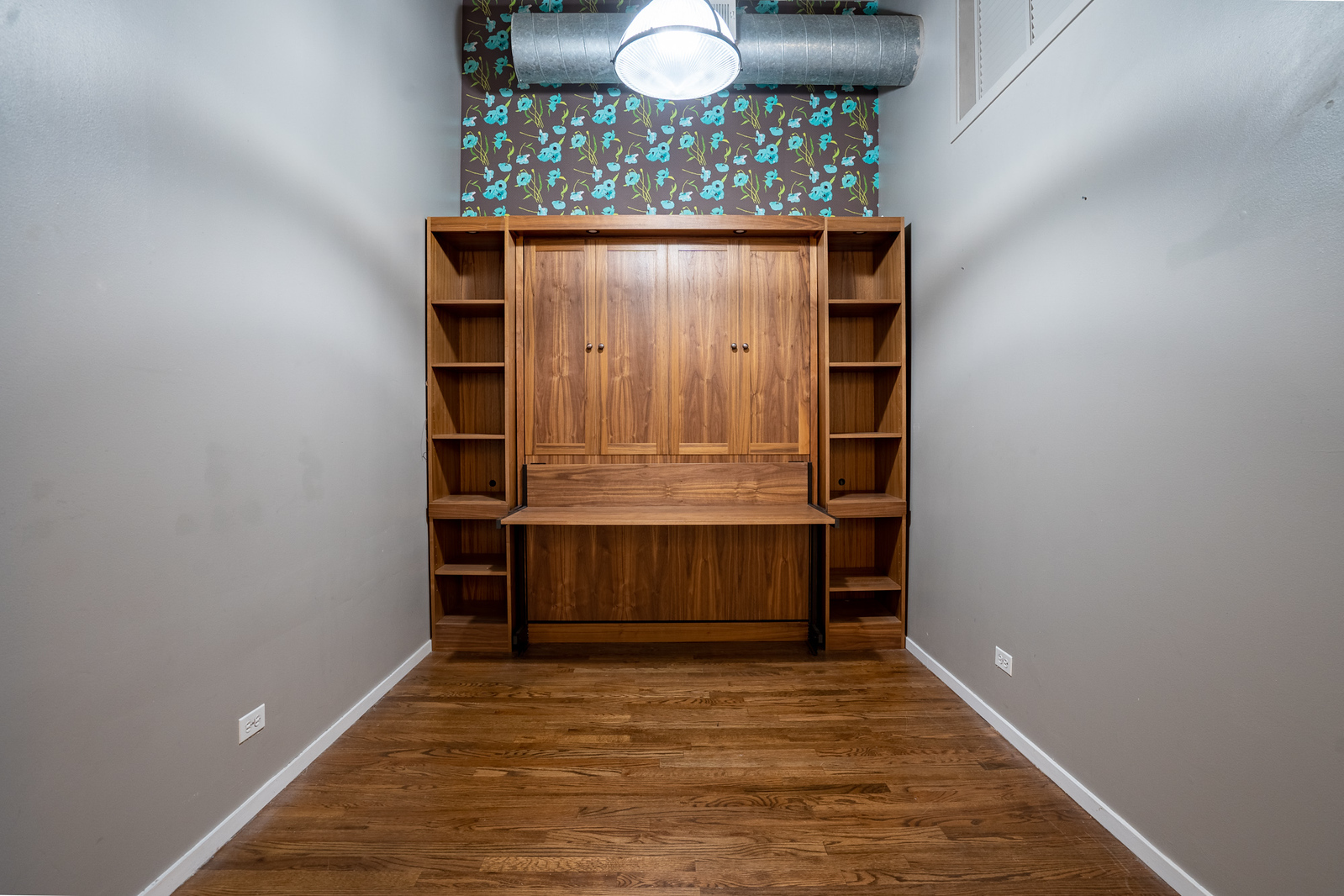 843 W Adams Street Unit: 406