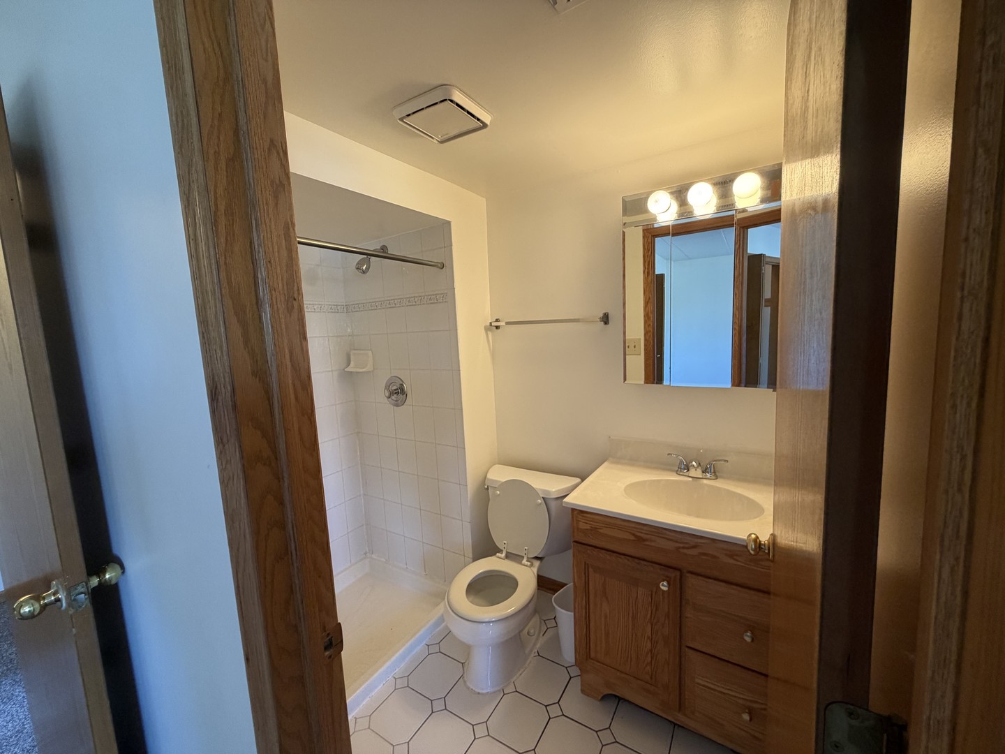 8659 Meade Avenue Unit: 1N