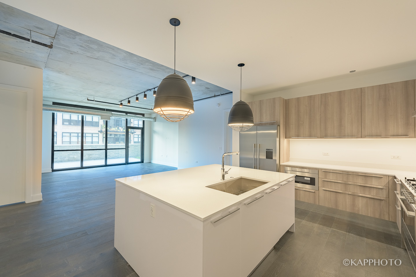 111 S Peoria Street Unit: 212