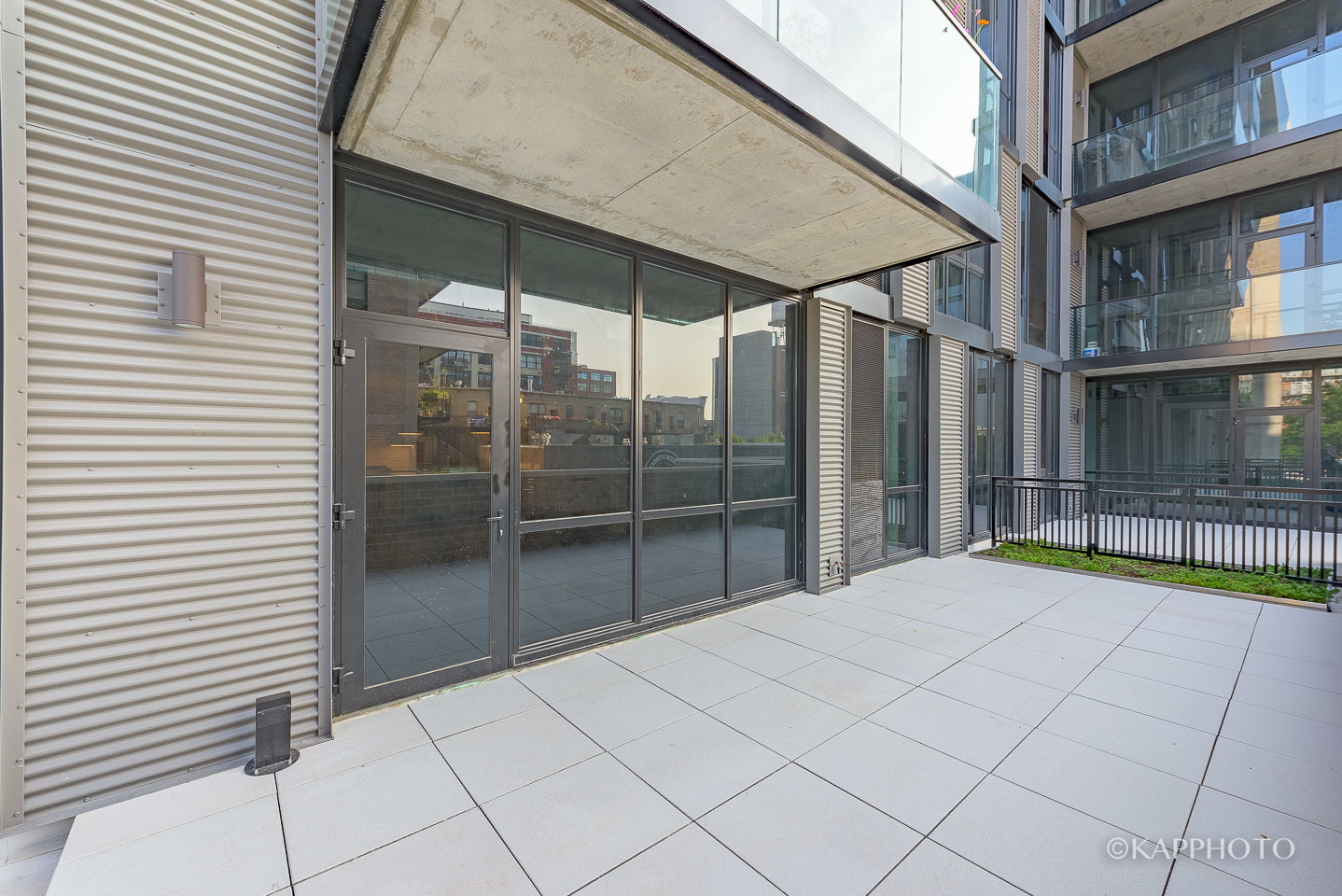 111 S Peoria Street Unit: 212