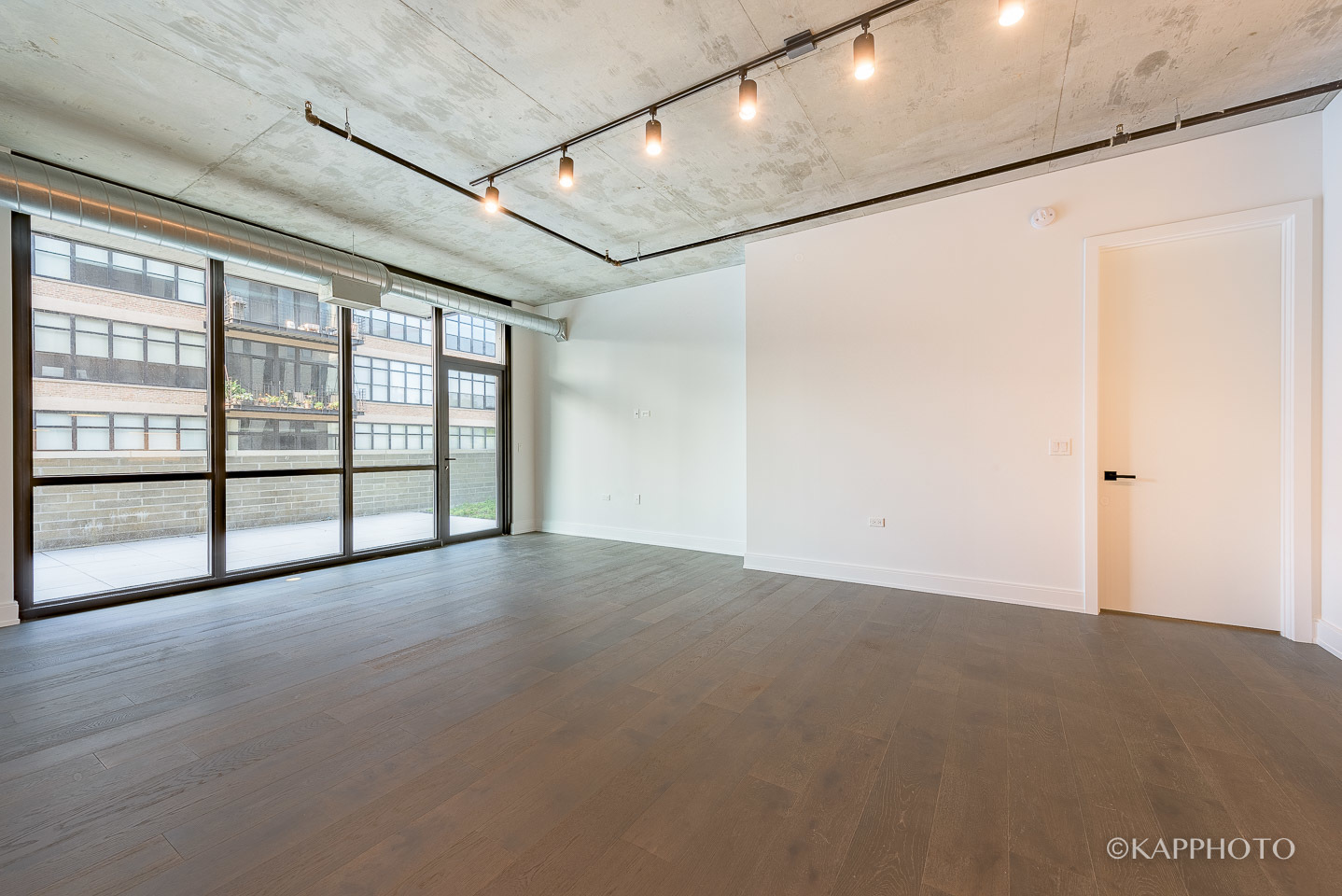 111 S Peoria Street Unit: 212