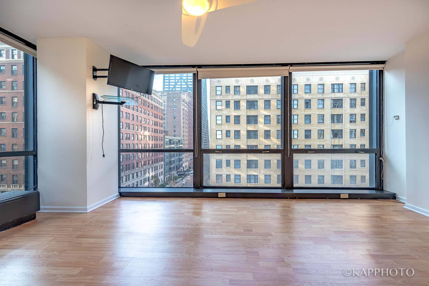 900 N Lake Shore Drive Unit: 702