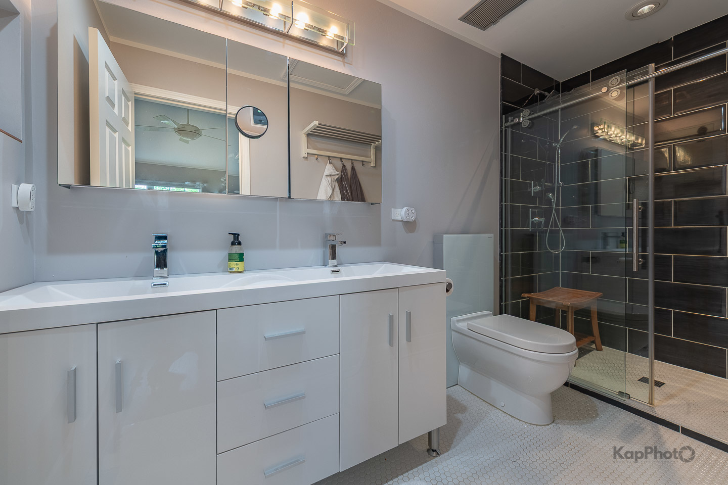 3801 N Milwaukee Avenue Unit: C